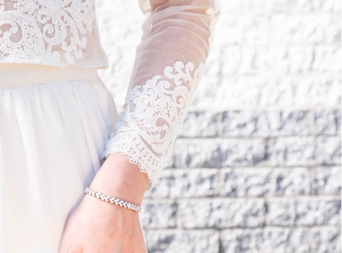 Elegante armband met bruidsjurk wit