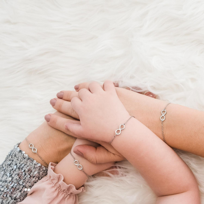 Zilveren armband om te delen met jouw moeder en dochter