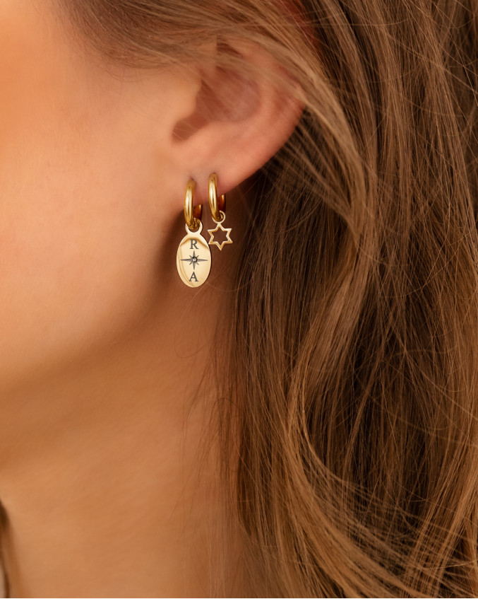 Gouden earparty met graveerbare oorbellen