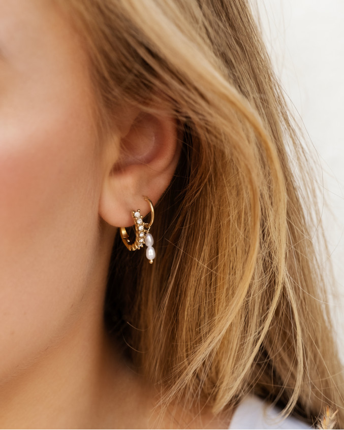 Gouden earparty met oorbellen met diamantjes
