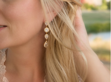 Daily Luxury Earrings XI Gold