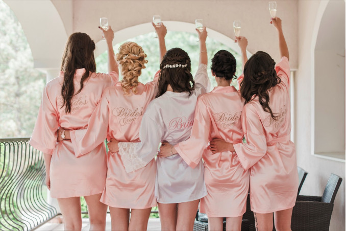 Kimono "Bride's Crew" Roze