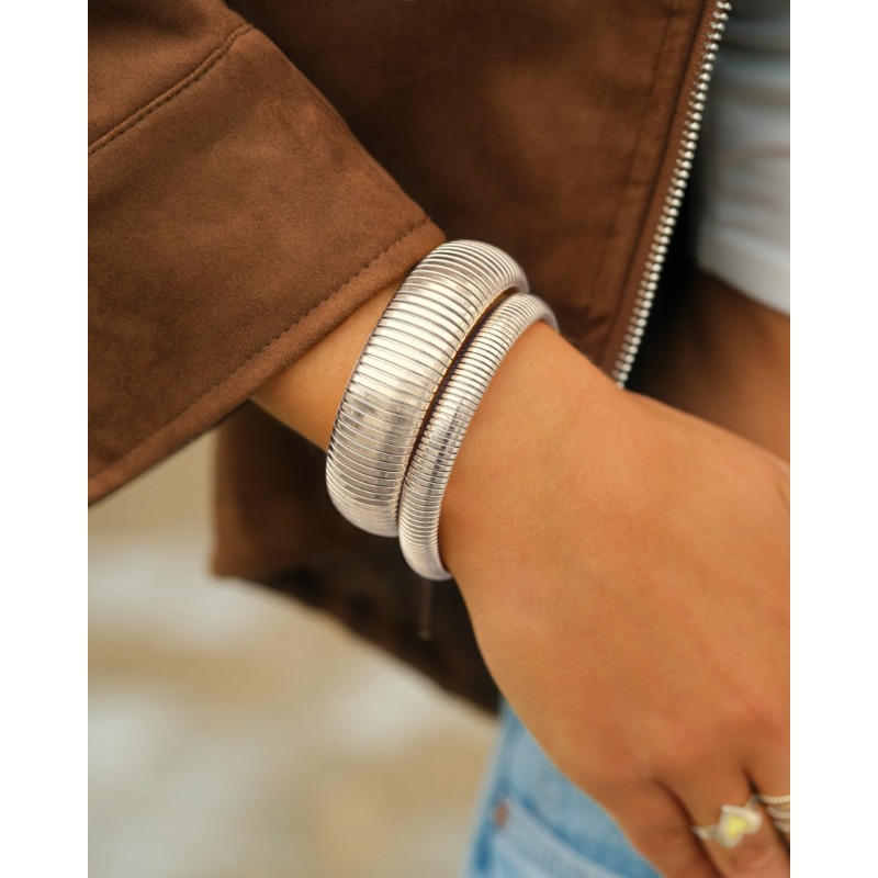 Bangle met stretch medium