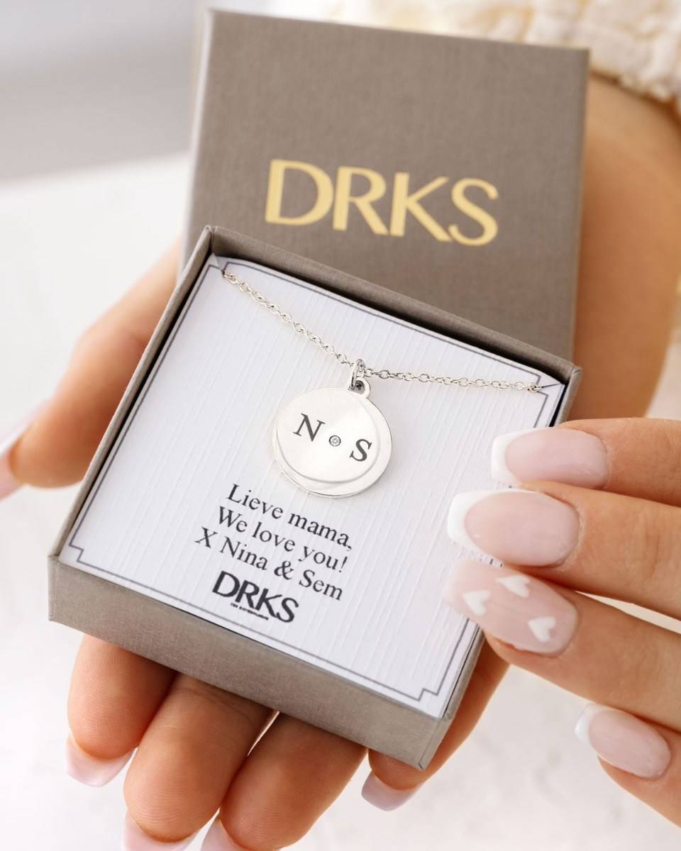 Zilveren ketting voor mama in sieradendoosje