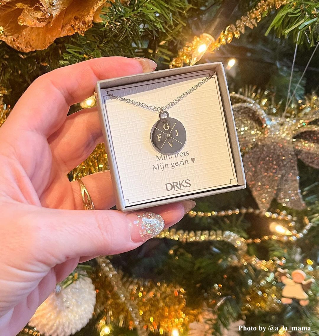 Ketting 4 initialen steentje