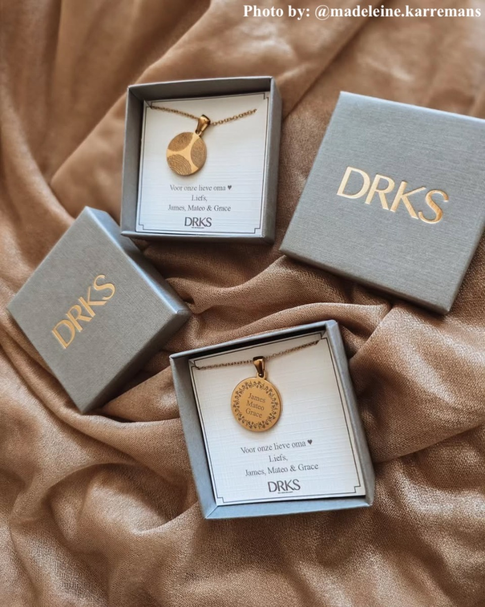 Familie ketting goud.
