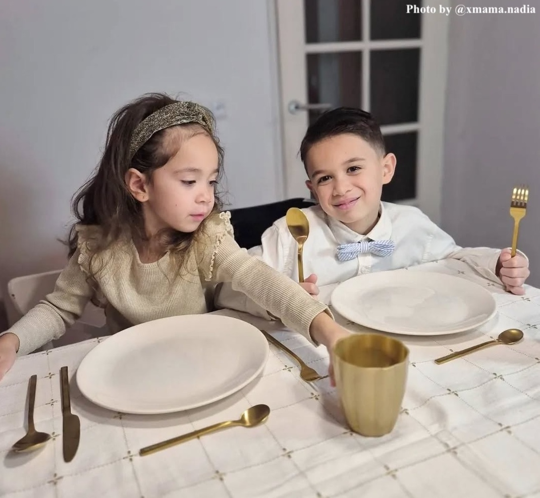 Influencer met het gouden bestek.