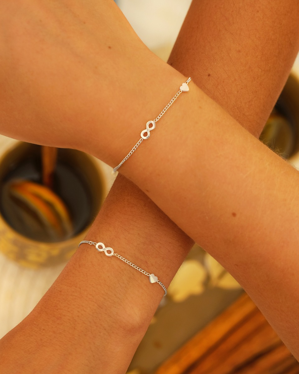 Zilveren infinity armband