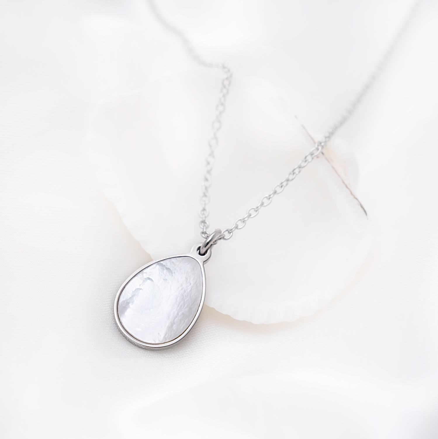 Zilveren ketting met sea shell druppel