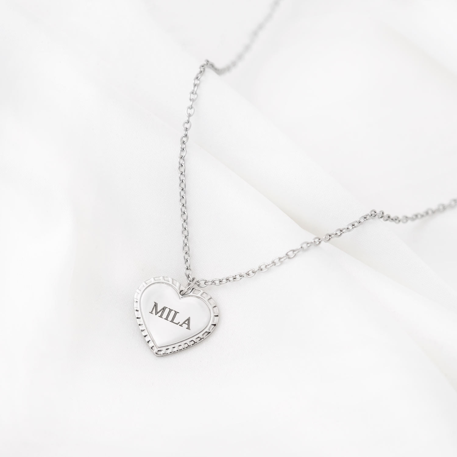Zilveren hartjes ketting met initialen
