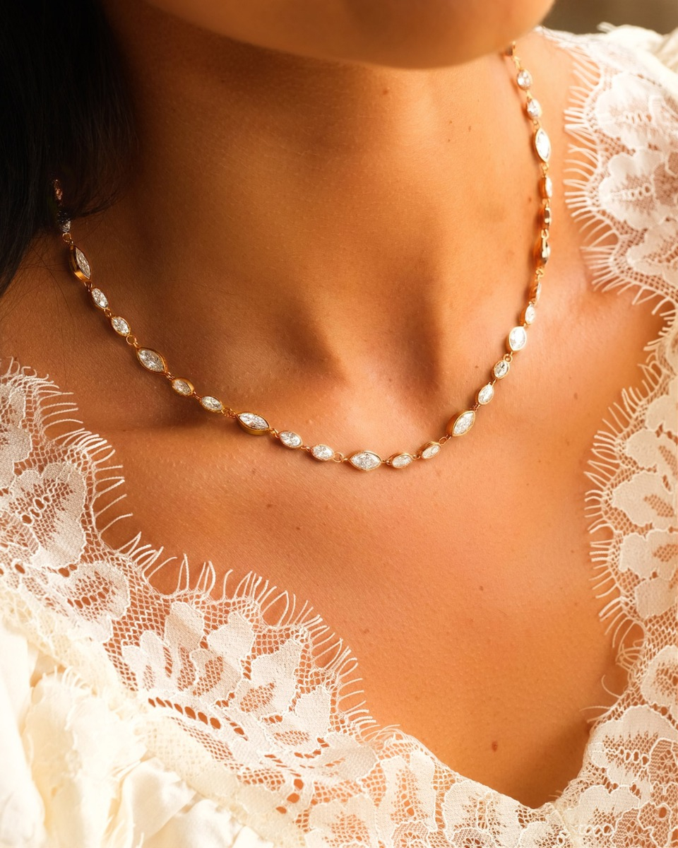 Gouden bruids ketting met steentjes