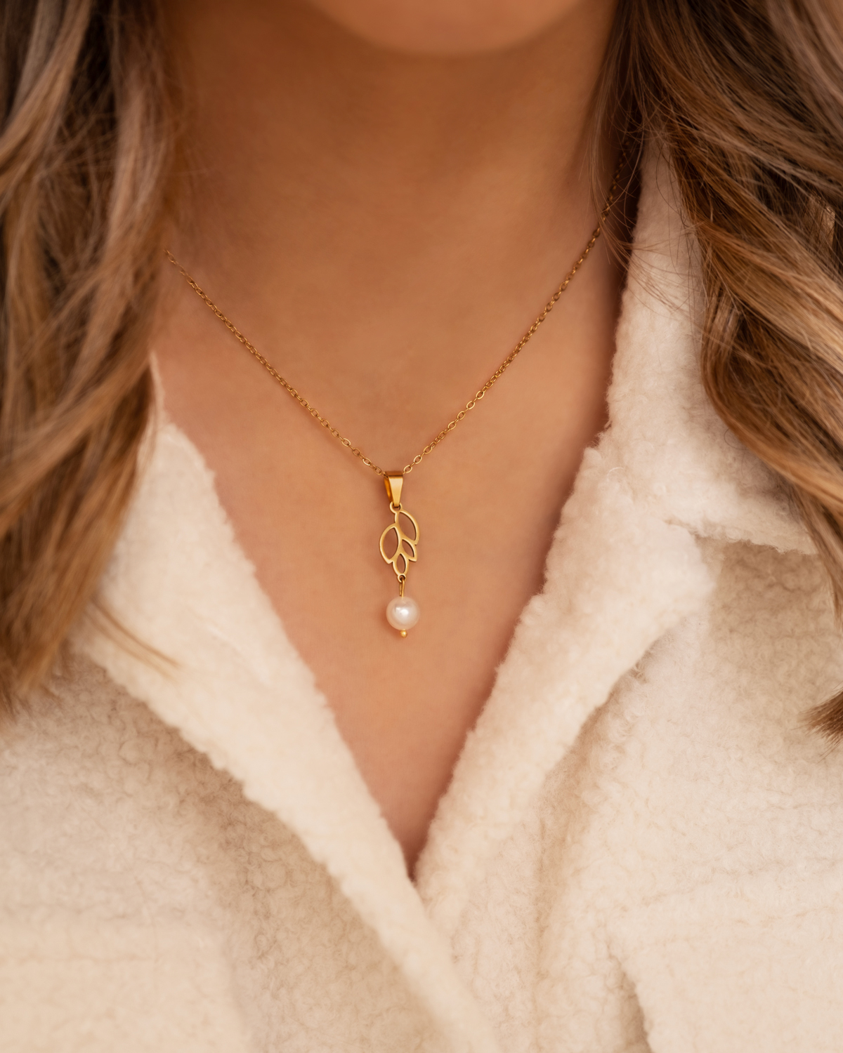 Gouden boho ketting met parel