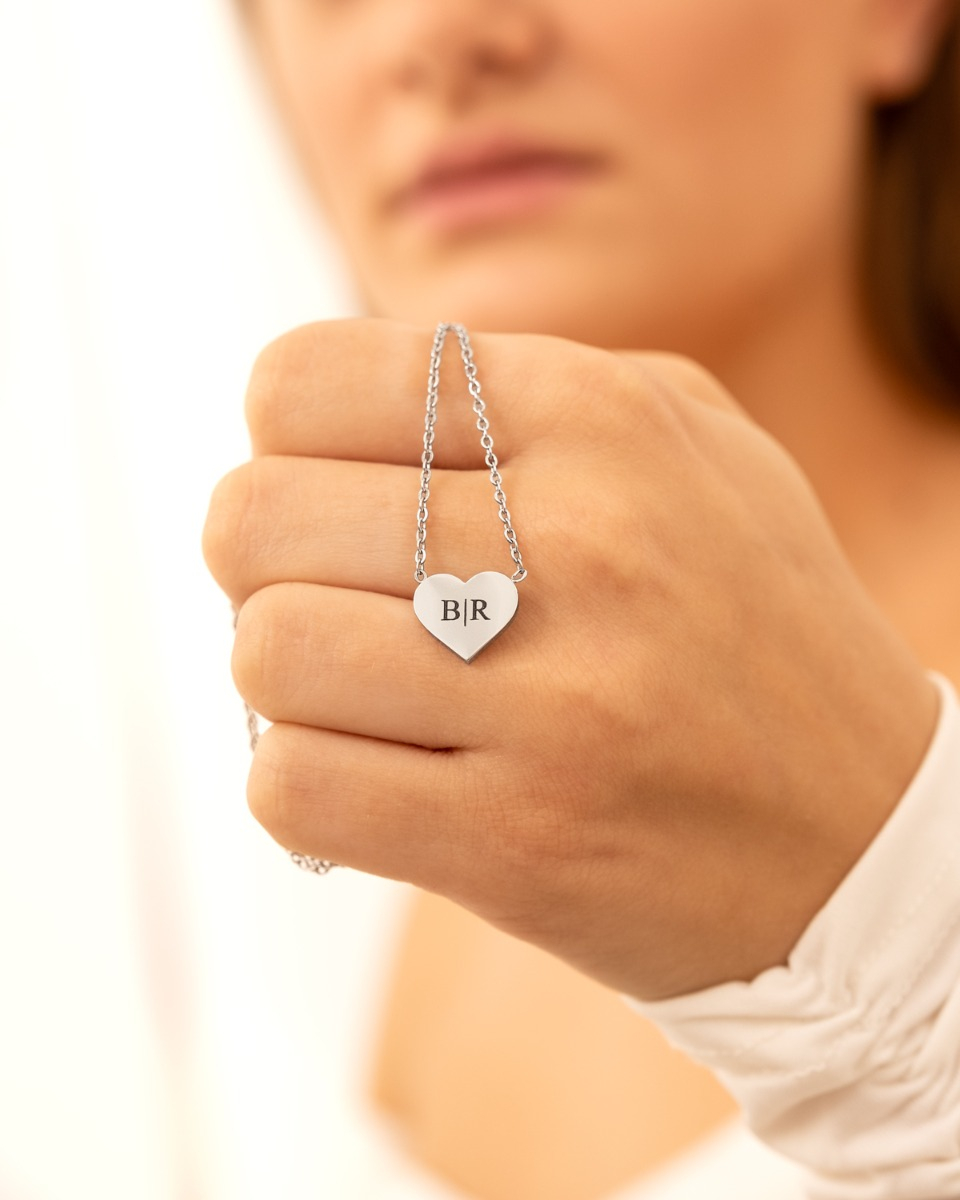 Zilveren hartjes ketting met initialen