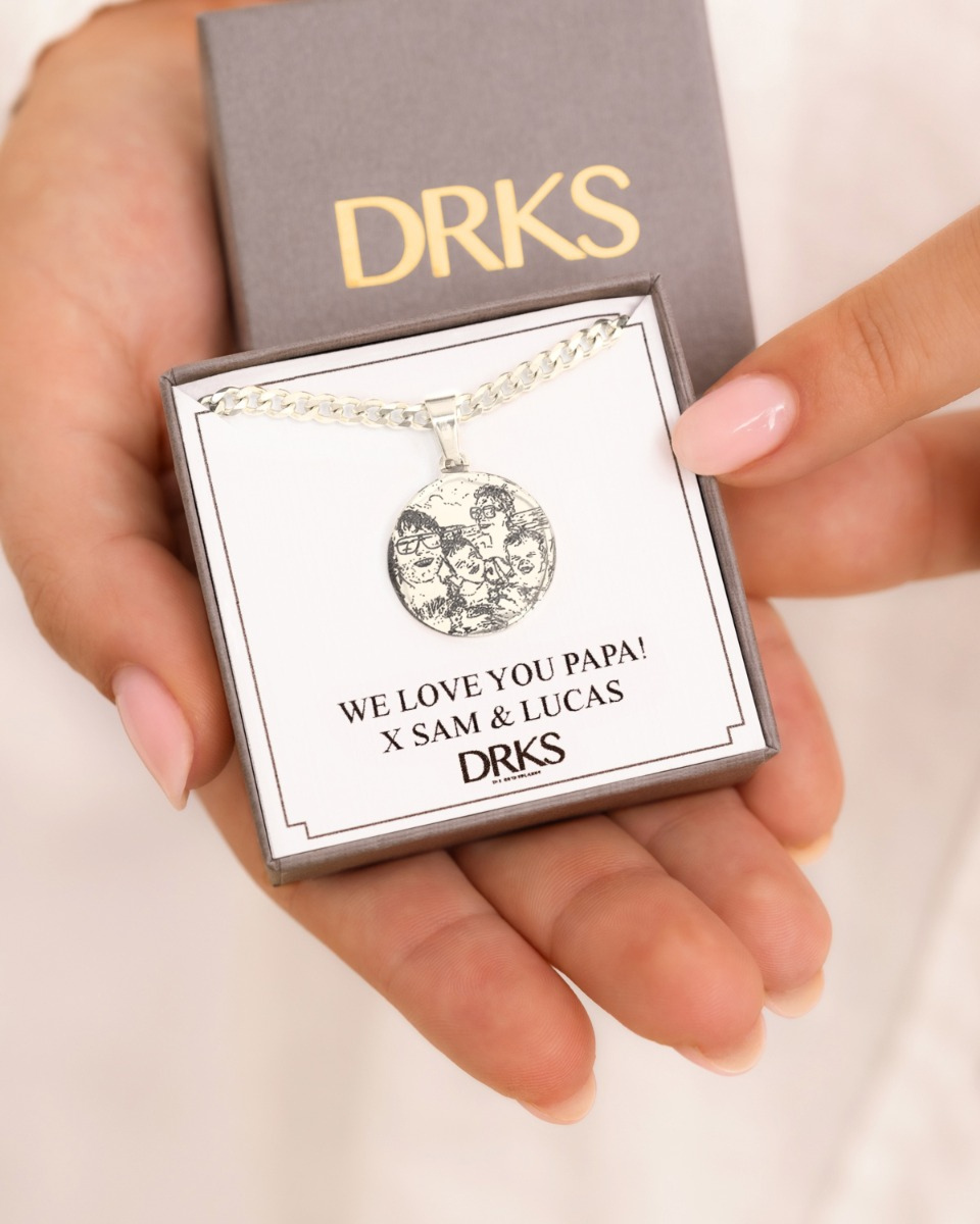 zilveren heren ketting met foto in sieradendoosje met persoonlijke tekst