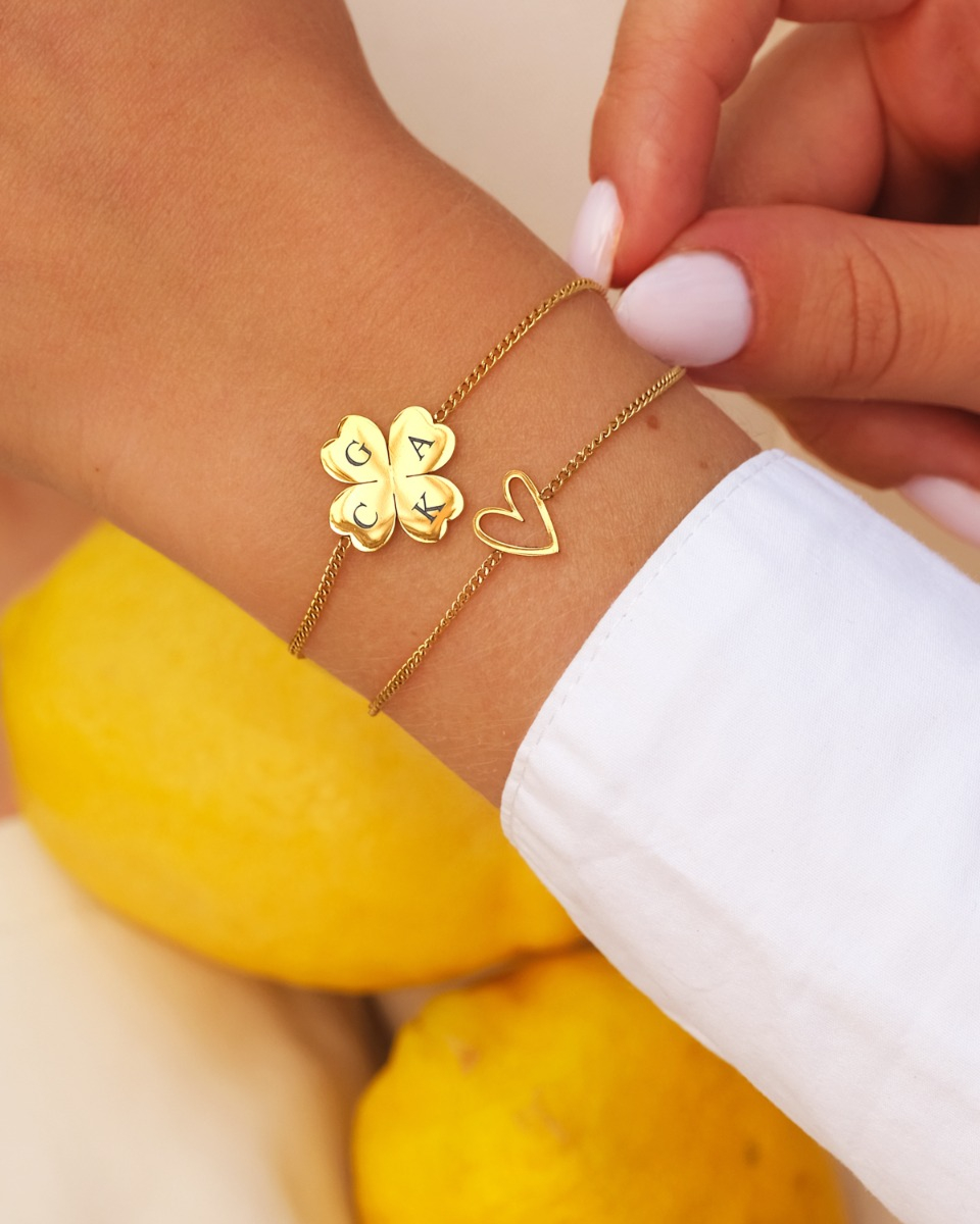 gouden armbanden combinatie