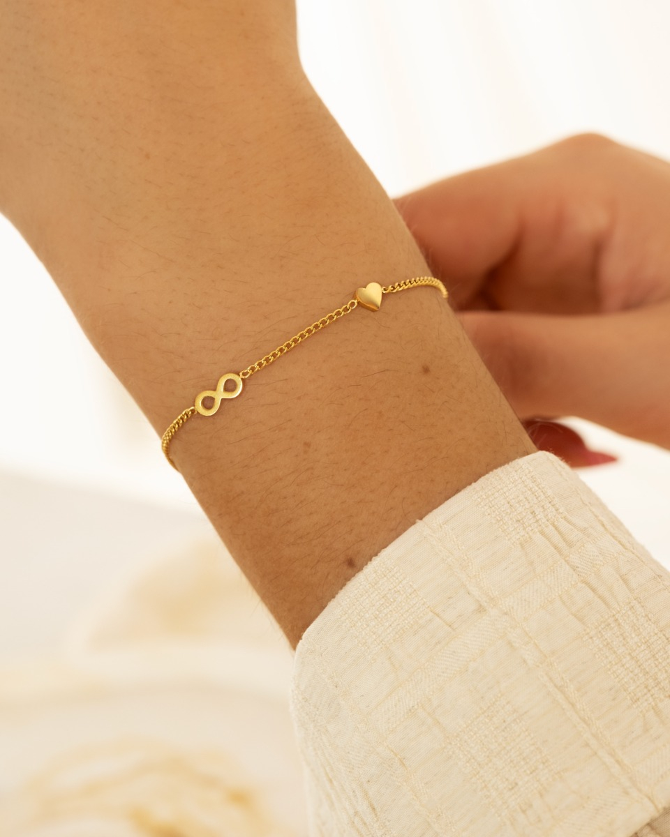 gouden infinity & heart armbandje