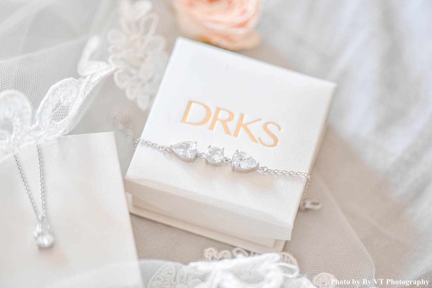 Minimalistische armband voor de bruid