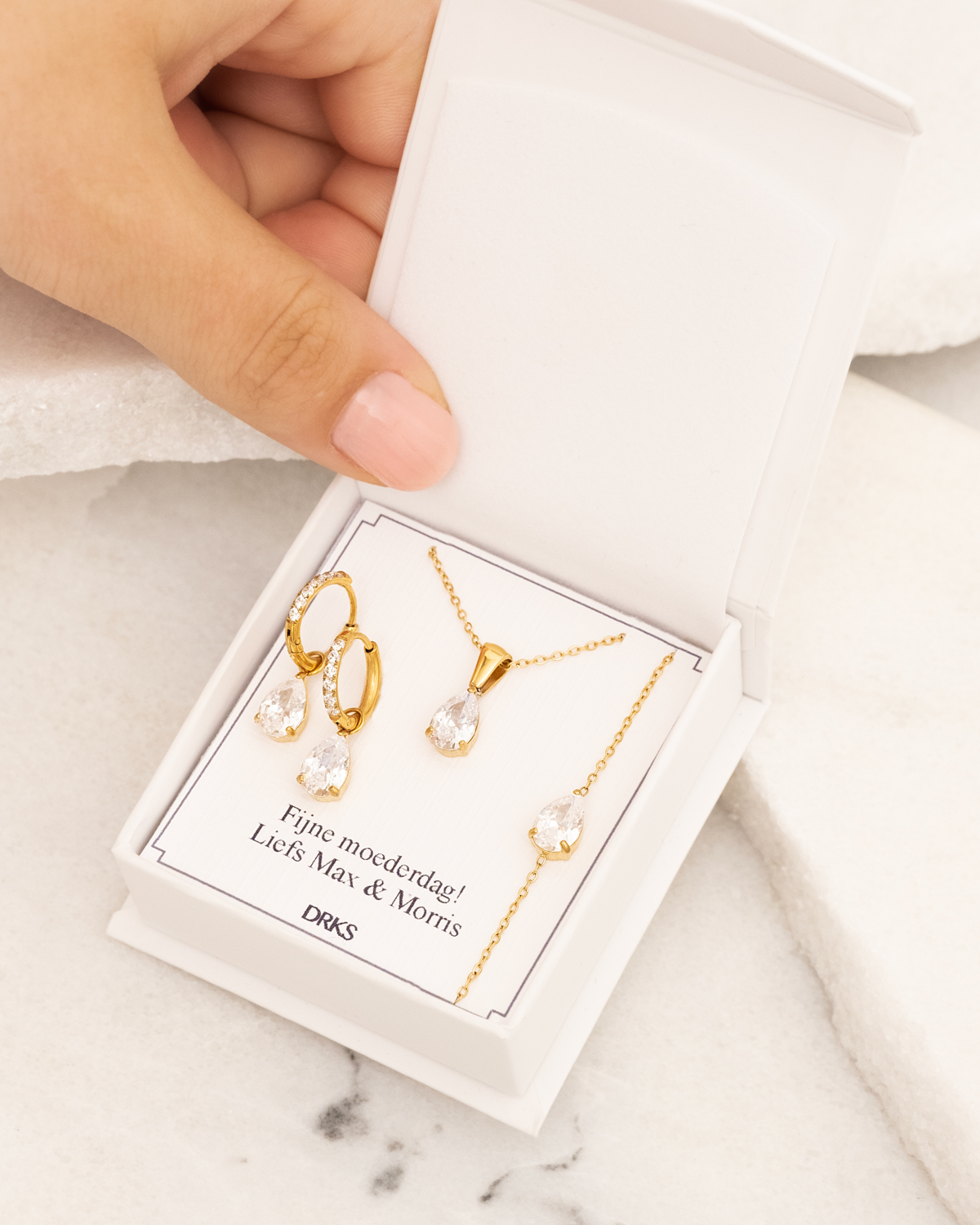 Sieraden set crystal drop goudkleurig