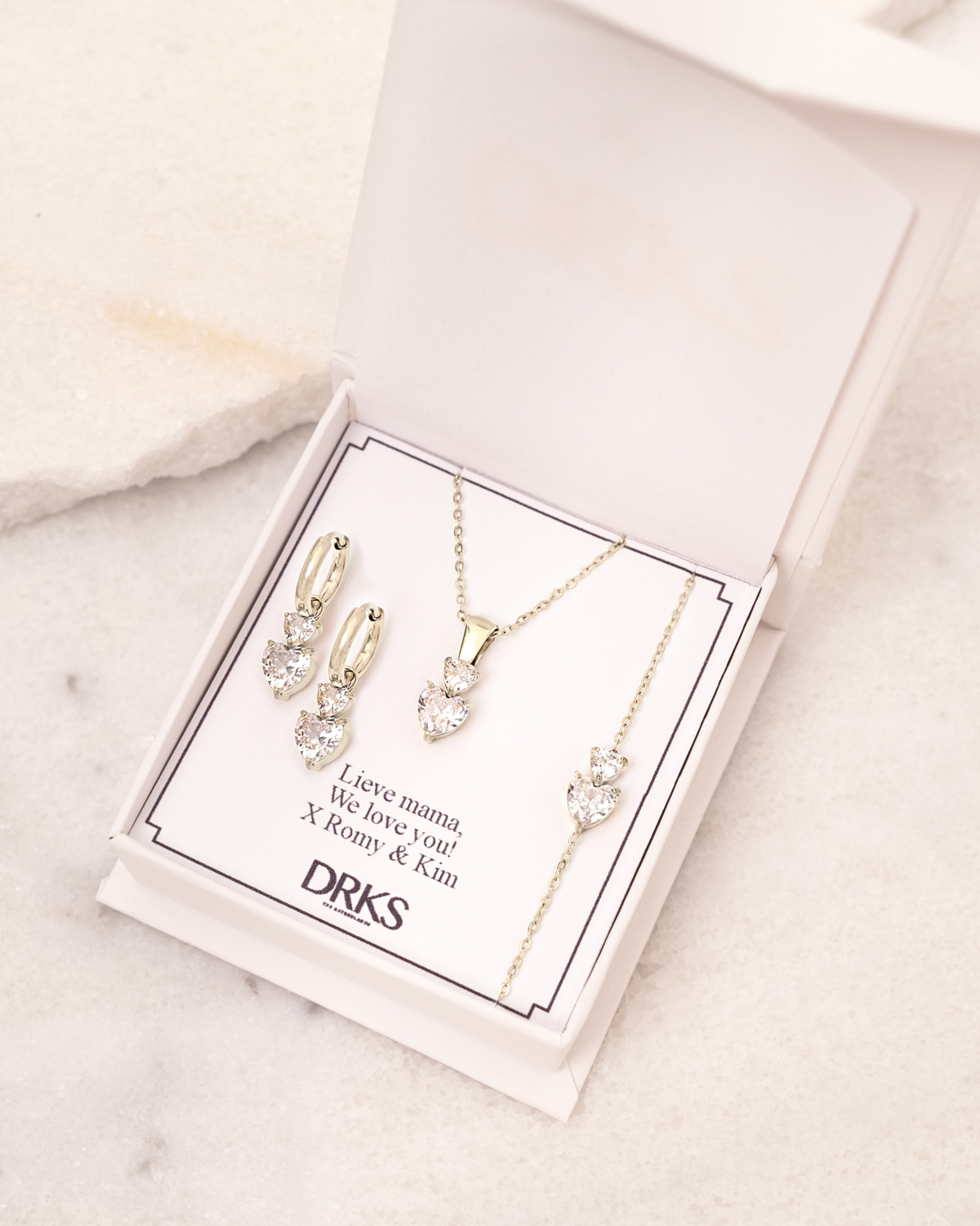 Hartjes sieraden set zilver in sieradendoosje