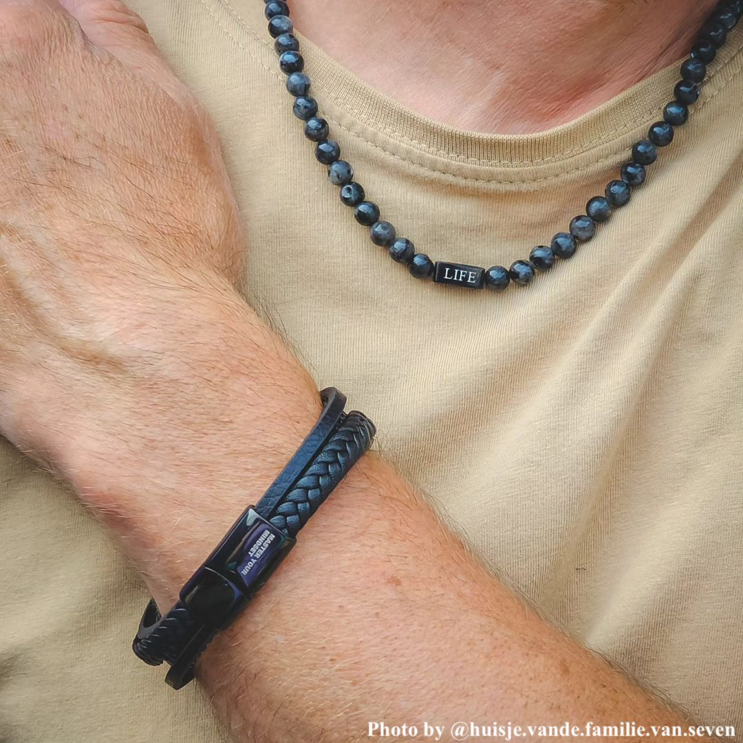 Zwarte heren armband met graveerbare sluiting