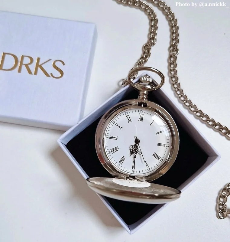 Influencer met de pocket watch 