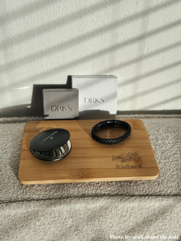 Graveerbare zwarte spiegel