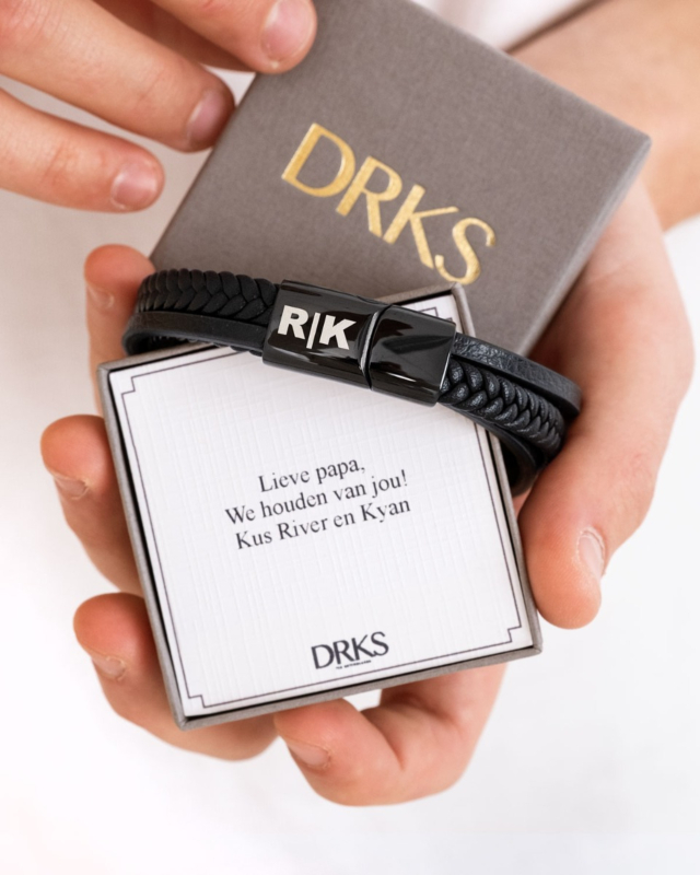 Heren armband voor vaderdag in sieradendoosje