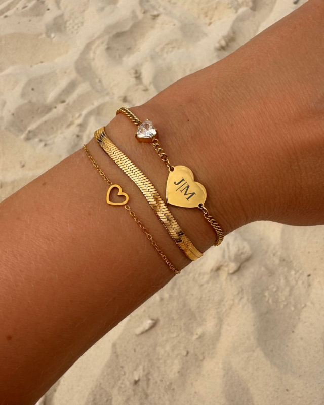 Gouden armparty met hartjes