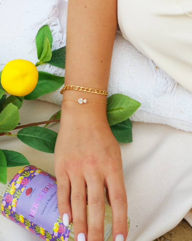Gouden armparty met hartjes