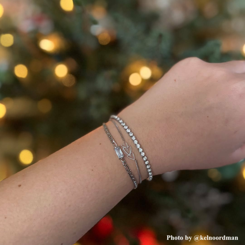 Zilveren armparty met steentjes