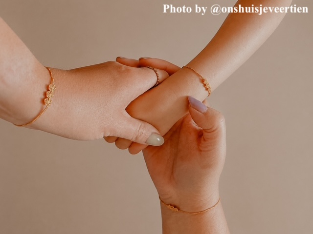 Moeder en dochter DRKS armbandjes