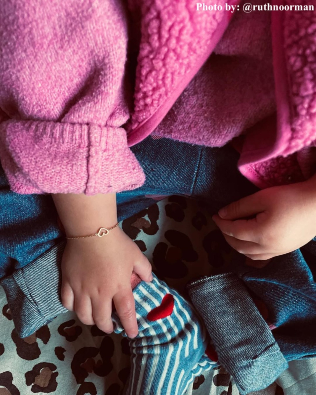 Kinder hartjes armband.