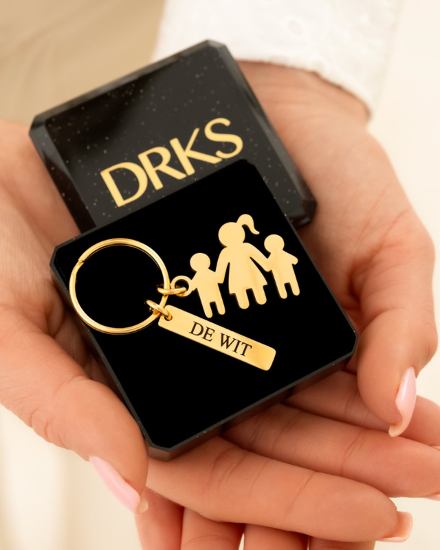 Moeder met kindjes sleutelhanger goud