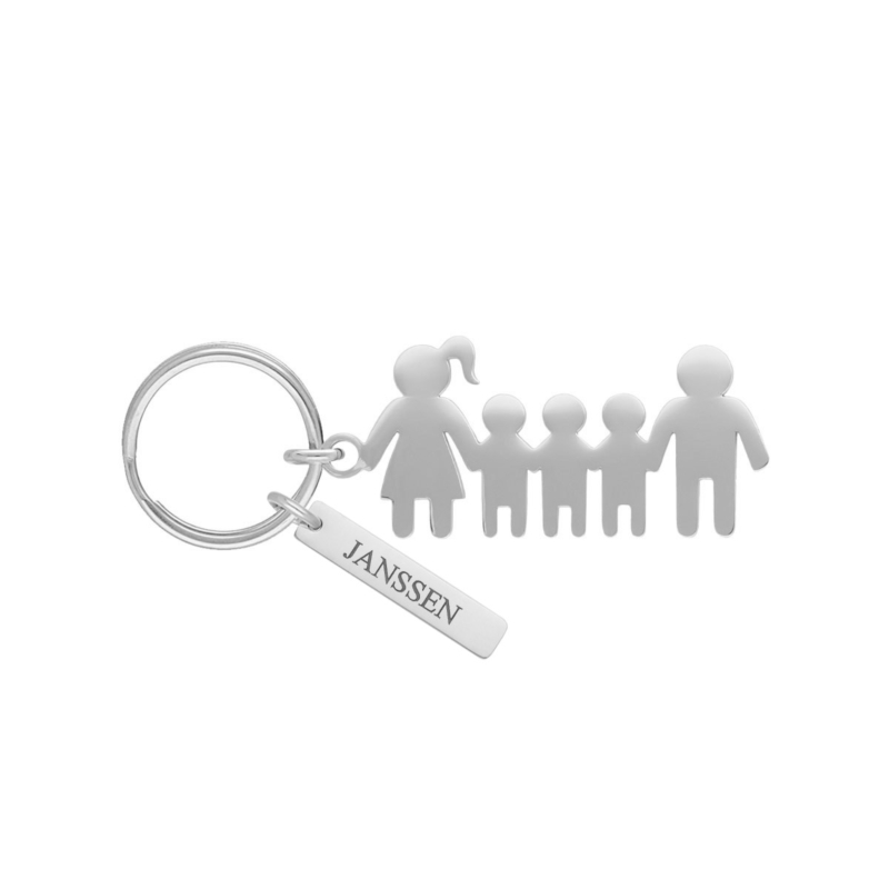 Sleutelhanger man vrouw en drie kinderen met naam
