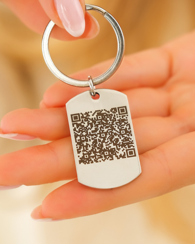 Zilveren sleutelhanger met qr code