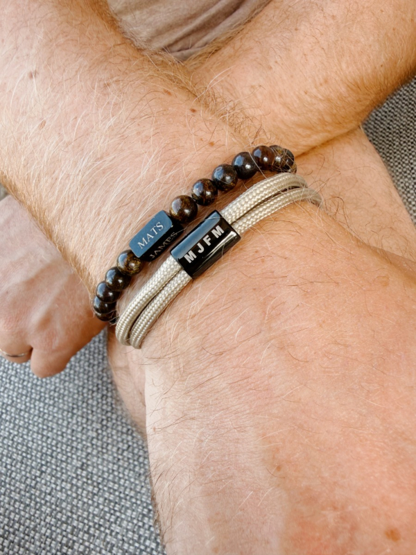 Heren kralen armband met naam bruin