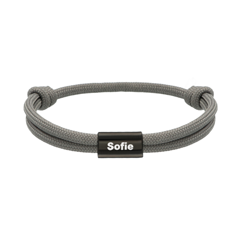 Naam armband heren grijs