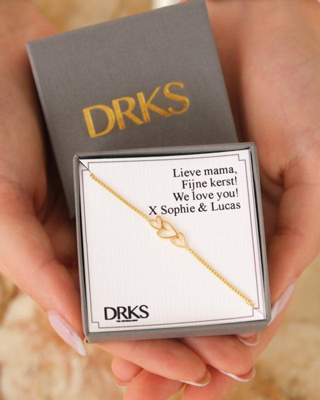 Gouden hartjes armband als kerst cadeau
