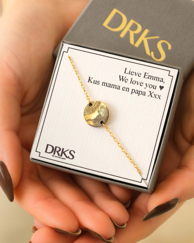 Graveerbare armband met echo in sieradendoosje