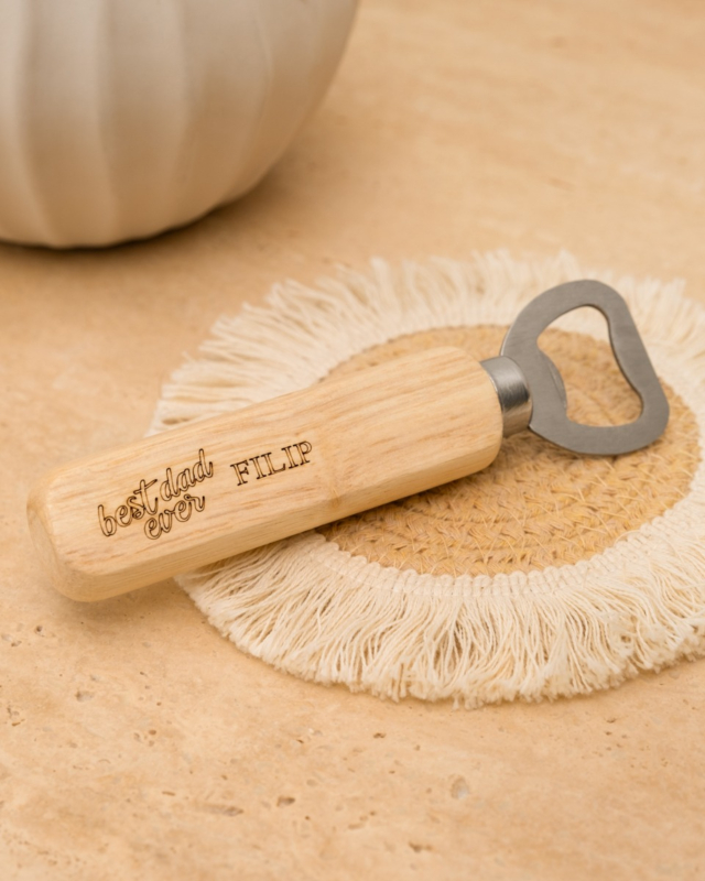 Houten flesopener voor vader