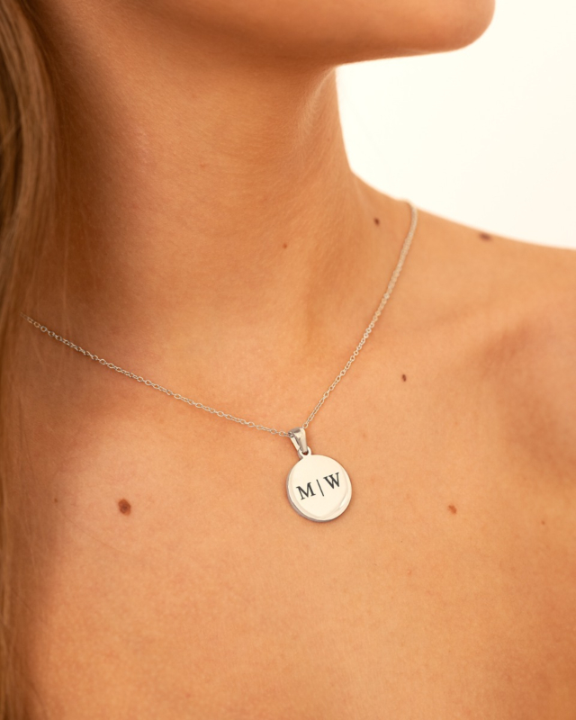 Zilveren letter ketting