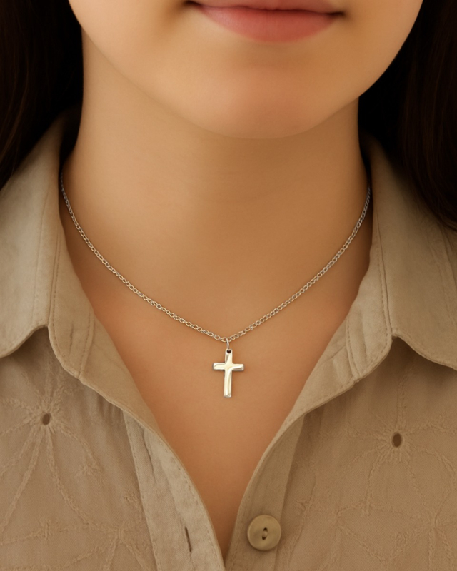 zilveren kinder ketting met kruisje