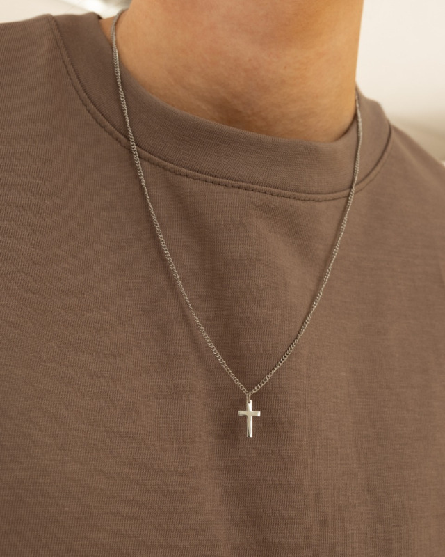 zilveren heren ketting met een kruisjes hanger