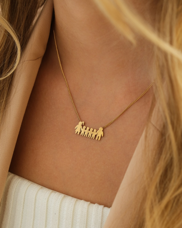 Ketting man vrouw en vier kinderen