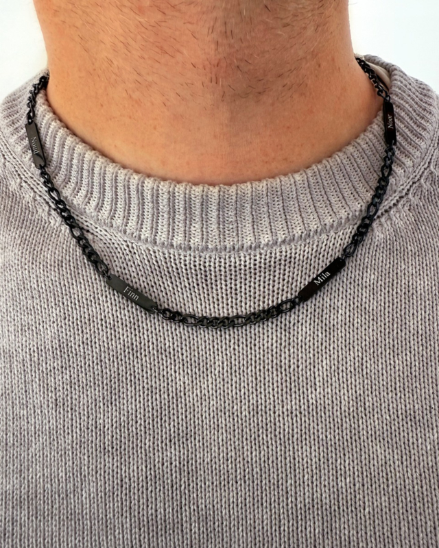 Zwarte heren ketting met 4 namen