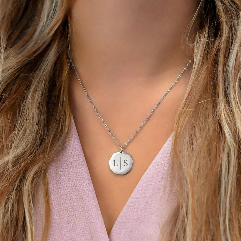 Mooie hanger ketting met twee letters