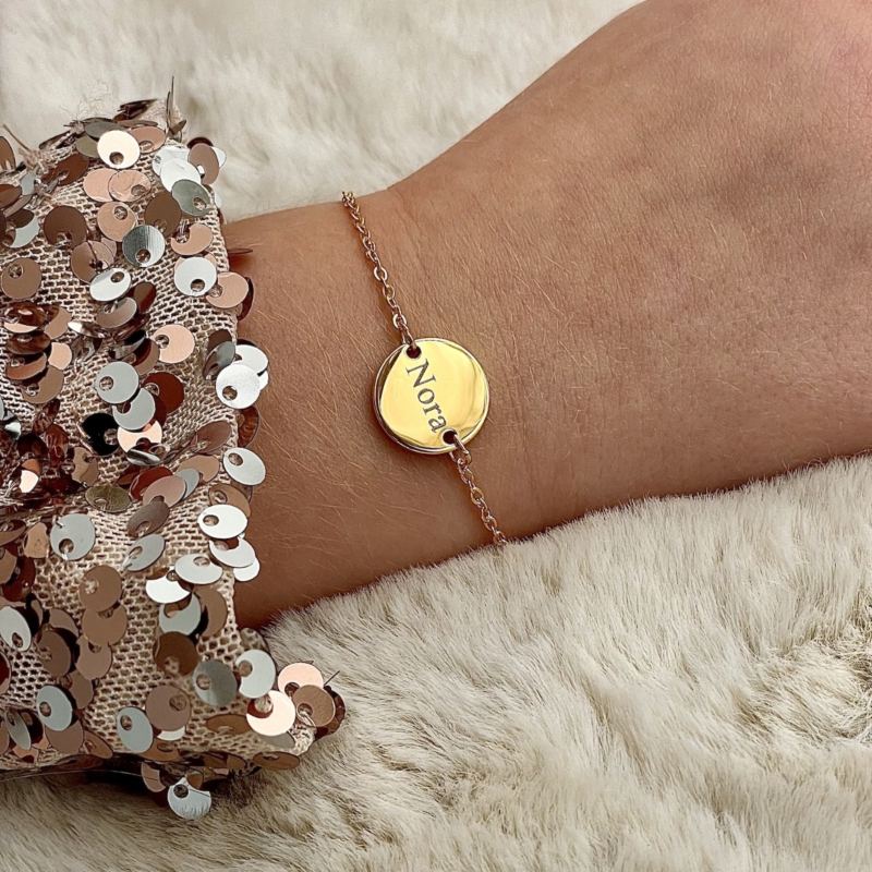 Goud armbandje met gravering voor baby