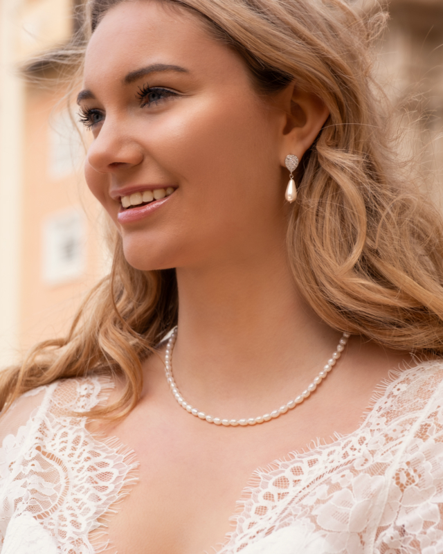 Parelketting voor de bruid