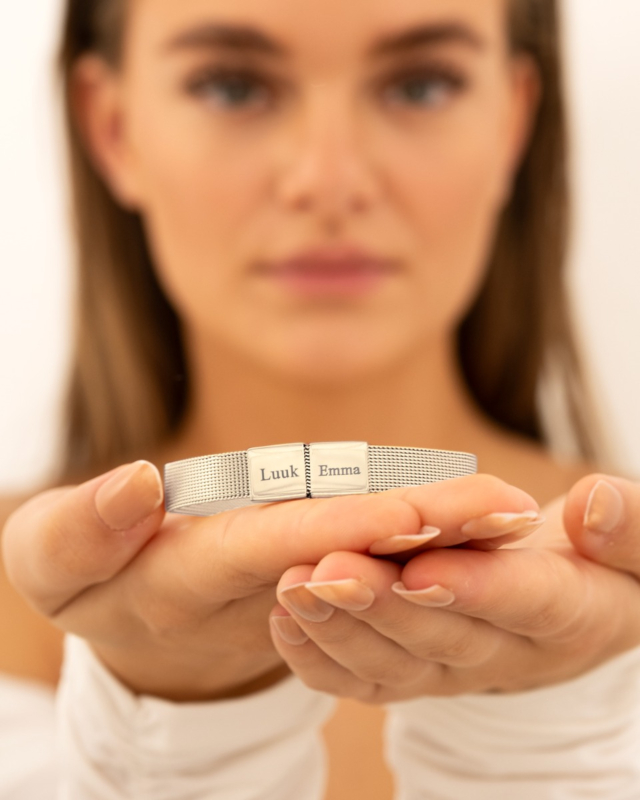 zilveren mesh armband met namen