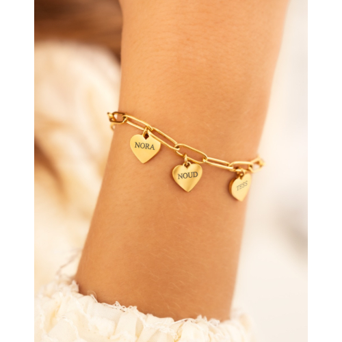 Gouden armband met hartjes